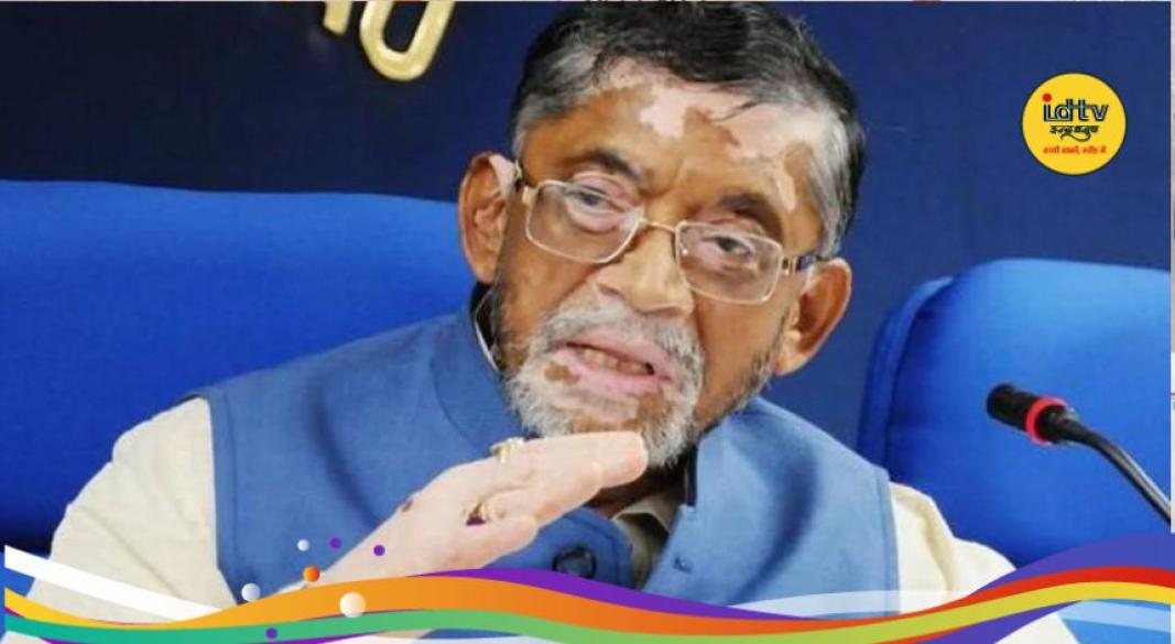 Governor returns file